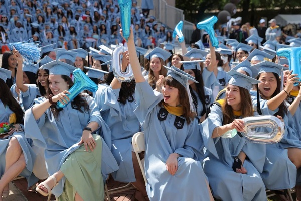 Reino Unido lanza una nueva visa para los graduados de las mejores universidades del mundo