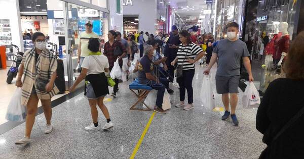 La Nación / Comercio fronterizo mueve más de US$ 1.064 millones por fuerte incidencia del Brasil