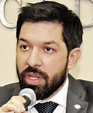 Patrón Papers: “Hay disparidades entre lo que se filtró y lo que Seprelad envió al Ministerio Público”, dice fiscal Osmar Legal - Notas - ABC Color
