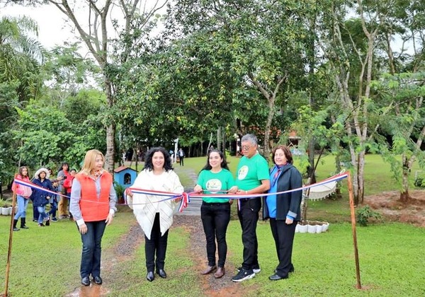 Diario HOY | Senatur otorga reconocimiento de calidad a establecimientos de Misiones