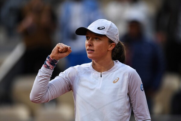 Diario HOY | Swiatek cede su primer set en Roland Garros, pero reacciona a tiempo