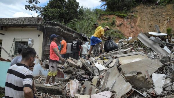 Tragedia con casi un centenar de muertos moviliza fuerzas en Brasil