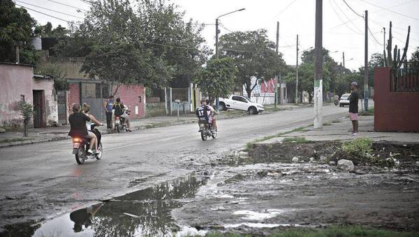 Crónica / La encañonó, la robó, le dio un arrebato de humanidad y cayó