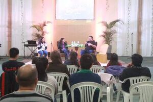 Realizan charla sobre la depresión en jóvenes en Pilar - Nacionales - ABC Color