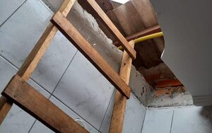 Ladrones remueven el techo de una maderera y roban G. 8 millones – Diario TNPRESS