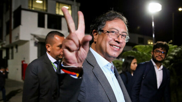 Los analistas reaccionan con cautela tras la elección en Colombia - .::Agencia IP::.