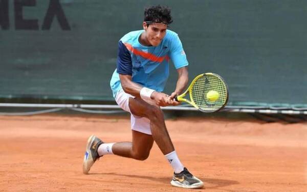 Crónica / Dani Vallejo quedó fuera de Roland Garros