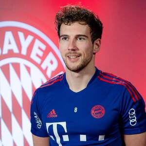 Goretzka pide restarle emociones al caso Lewandowski - El Independiente