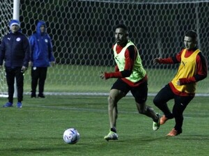 Fuerte entrenamiento en Sapporo - APF