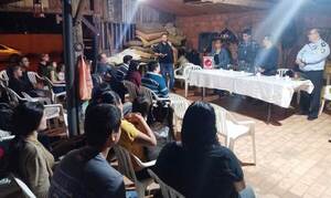 Vecinos y policías unen fuerzas para combatir a motochorrros en Luque •