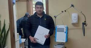 Papá de "Axel" donó respirador al Hospital de Coronel Oviedo - Noticiero Paraguay