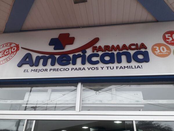 Ganadores del sorteo por el mes de las madres en Farmacia Americana - Radio Imperio