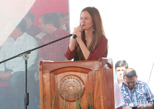 Soledad Núñez suma apoyo en Alto Paraná con miras al 2023 - El Independiente
