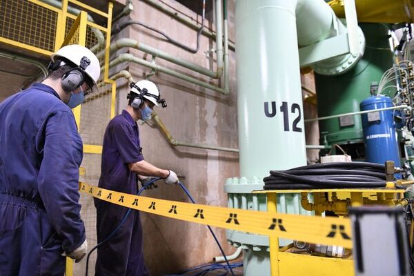 Itaipú: realizaron ayer el mantenimiento de la unidad generadora N° 12 - Economía - ABC Color