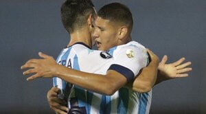 Versus / Juan Cáceres dejará Racing y está en el radar de otros equipos argentinos - PARAGUAYPE.COM