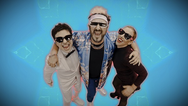 Los Auténticos Decadentes lanzan “Bailando” junto con Miranda