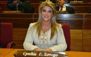 La ANR se ratificó en expulsión de Cynthia Tarragó