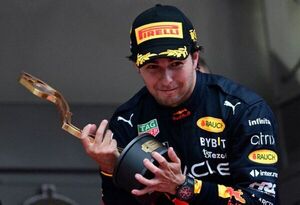 Checo Pérez firma un nuevo contrato con Red Bull