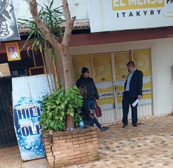 Incautan equipos de radio comunitaria El Mensú de Itakyry - La Clave