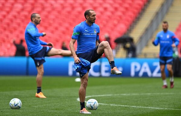 Chiellini se alegra de que su último partido con Italia sea contra Messi - Fútbol - ABC Color