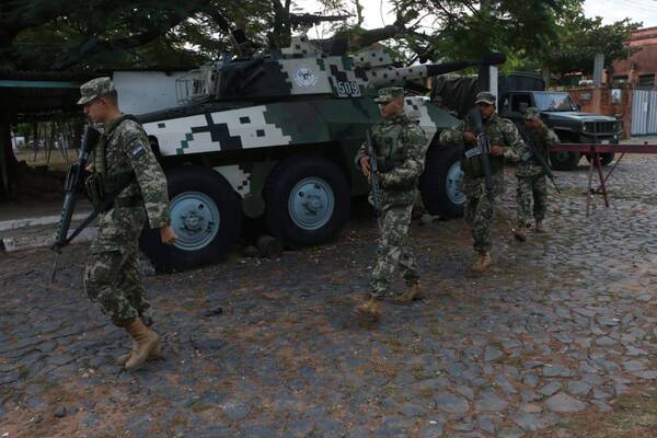 Crónica / ¡Hakumbu! Hendy la sitú y refuerzan seguridad ante posible amotinamiento