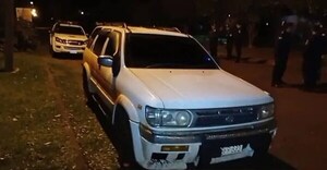 Policía halla camioneta utilizada por pareja que tendría a niñas alemanas
