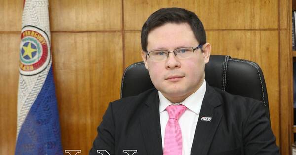 La Nación / Ya no hay margen para reducir el impuesto selectivo al combustible, dicen desde la SET