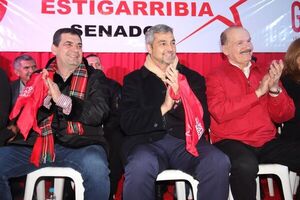 Abdo y Velázquez despotrican contra HC en lanzamiento de Soto Estigarribia - Política - ABC Color