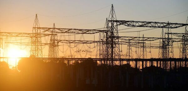 Tres empresas están interesadas en adquirir el 1000 MW de potencia de la ANDE - Economía - ABC Color