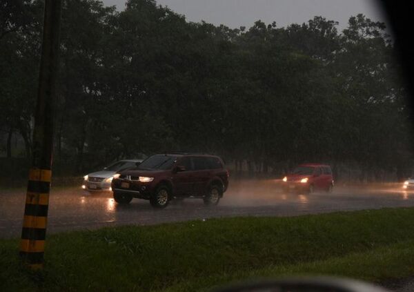 Meteorología: alerta de tormentas vigente para el este de Paraguay - Nacionales - ABC Color