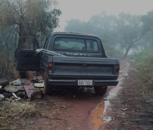 Camioneta hurtada a un panadero fue hallada sin motor - Radio Imperio