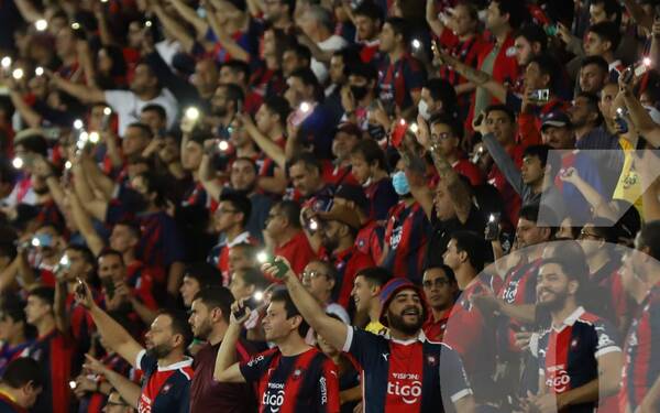 Crónica / Cerristas recuerdan "uno de los mejores recibimientos de la Libertadores"