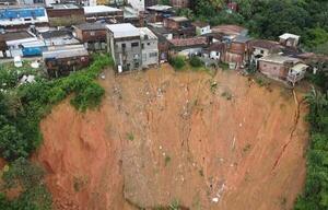 Más de 100 muertos en Brasil, a raíz de lluvias torrenciales