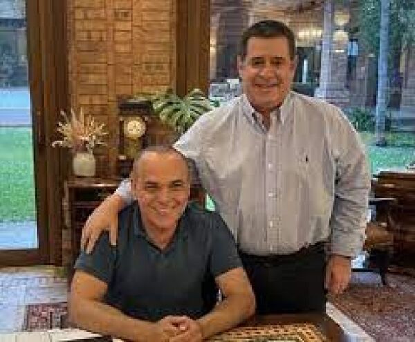 Horacio Cartes transfirió un millón de dólares a ex secretario de Bachi Núñez