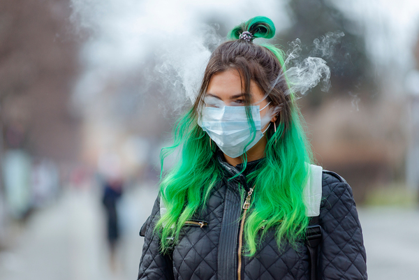 México prohibió los vapeadores y cigarrillos electrónicos - El Independiente