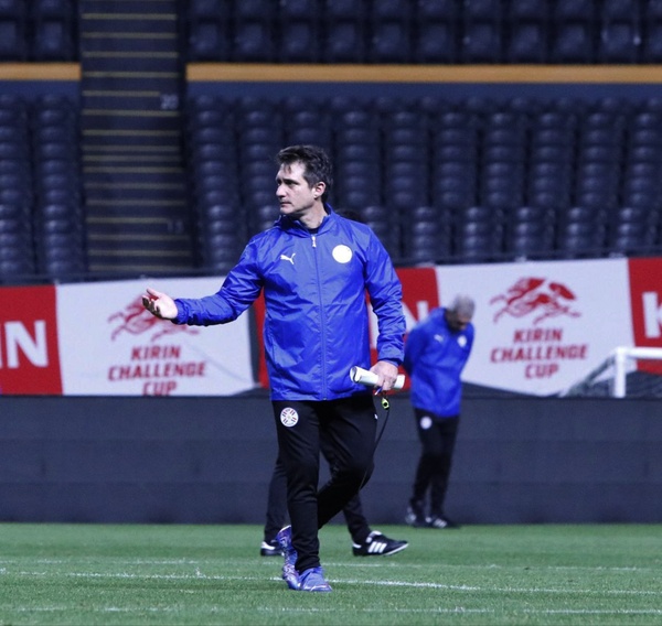 Barros Schelotto buscará construir un equipo para 2026 - El Independiente
