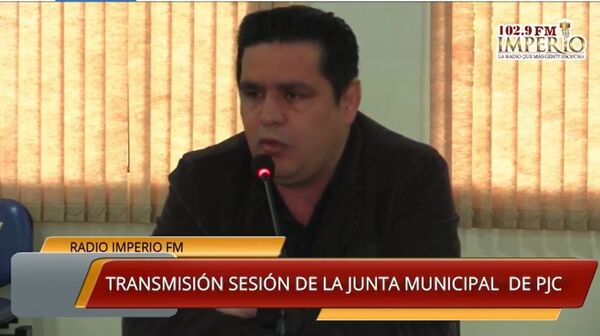 Concejal Municipal califica de “operativo ñemopê” persecución a compristas - Radio Imperio