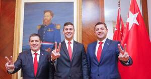 La Nación / Honor Colorado inscribió candidaturas ante el Tribunal Electoral Partidario