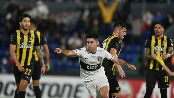 Julio Cáceres revela ofertas por Saúl y Mateo Gamarra