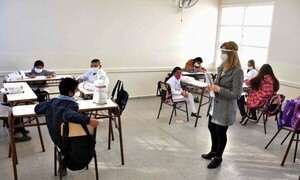 Para frenar casos respiratorios médicos piden adelantar vacaciones de invierno - OviedoPress
