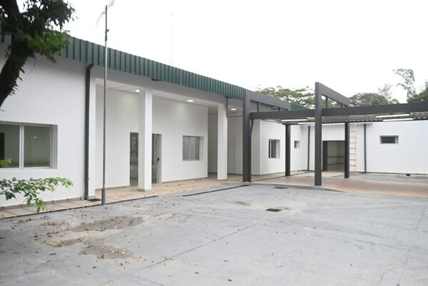 IPS Ingavi: policlínica recién se está amoblando y siguen sin atender pacientes - Nacionales - ABC Color