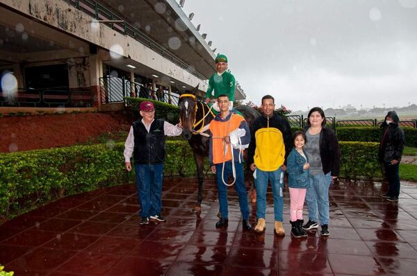 Jejum de Amor suma décimo triunfo al hilo en el turf - Polideportivo - ABC Color
