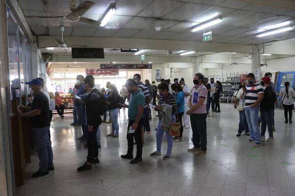 Crónica / Quejas en IPS por sistema para retirar remedios para pacientes muy enfermos