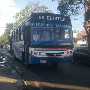 Reducto: vecinos exigen solución a falta de buses - San Lorenzo Hoy