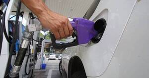 La Nación / Precios de combustibles se mantienen por el momento en el sector privado