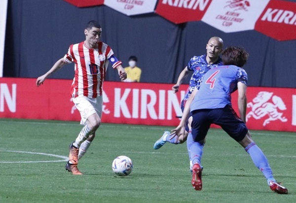 Japón golea a Paraguay en amistoso