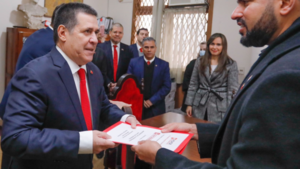 Cartes desafía a la Justicia con su nueva candidatura - El Independiente