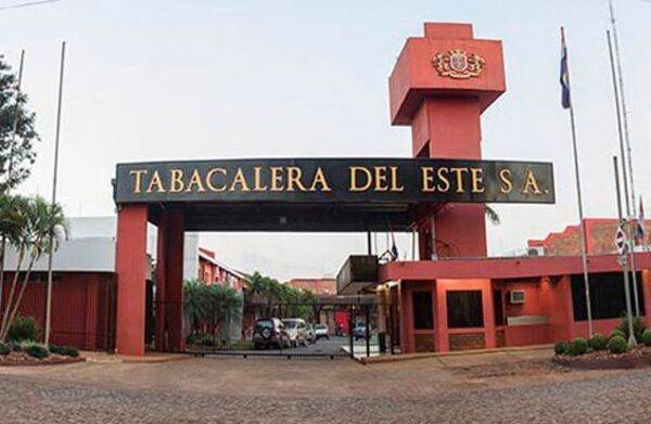 “Todo el dinero que sale de Tabesa es declarado al fisco”, asegura abogado de Cartes - Nacionales - ABC Color