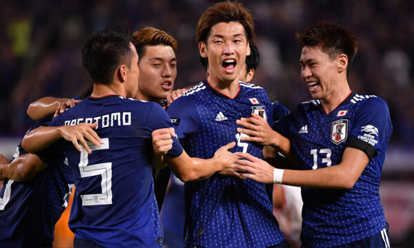 Japón se divierte ante Paraguay