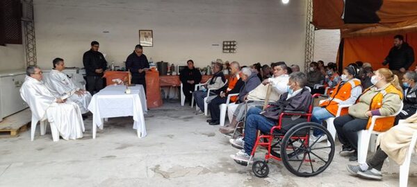 Albergados en la SEN recibirán atención médica este jueves